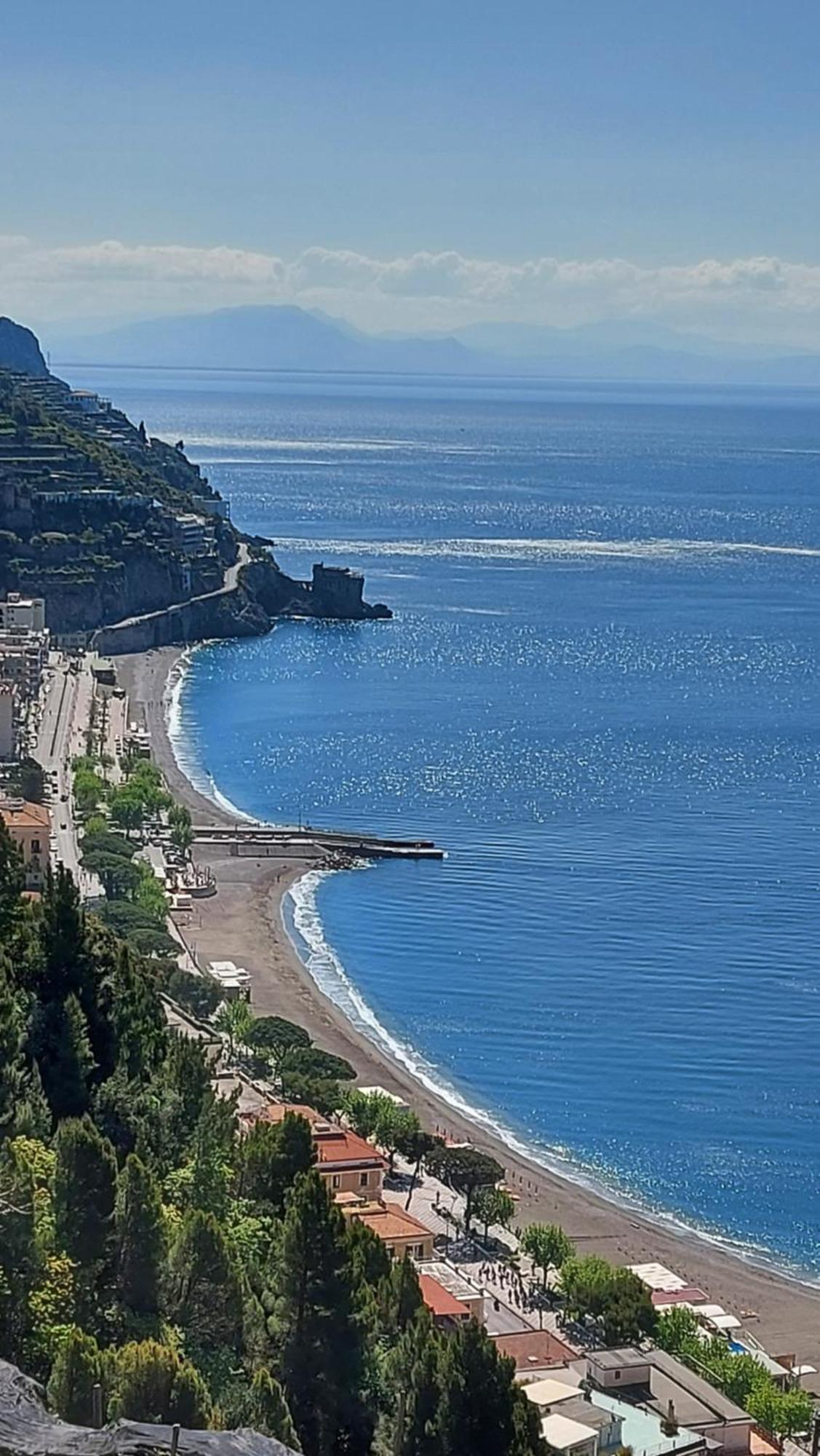 Galene - Beachfront In Costa D'Amalfi Maiori Exterior photo