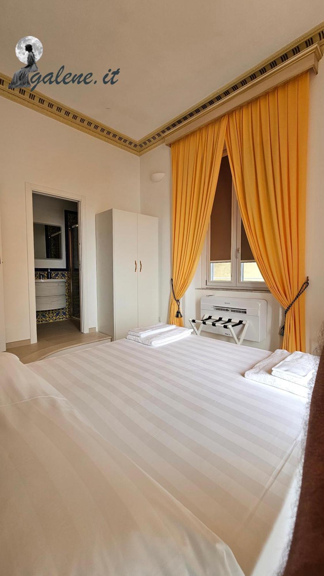 Galene - Beachfront In Costa D'Amalfi Maiori Exterior photo